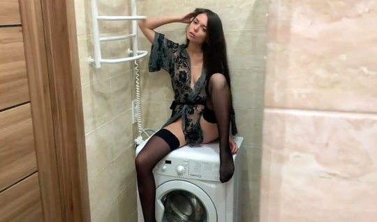 Brunette after masturbating had it coming for shooting homemade porn 