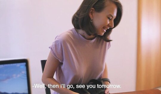 ⁣Russian chick actively fucks with a friend in all positions 