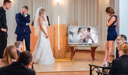 Bride in wedding dress cheating on her fiance before wedding 