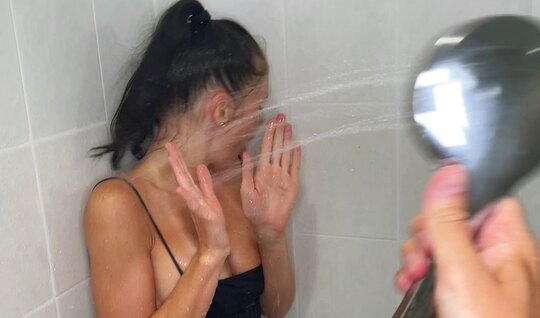 Dr*** Russian girl wants to suck dick and fuck 