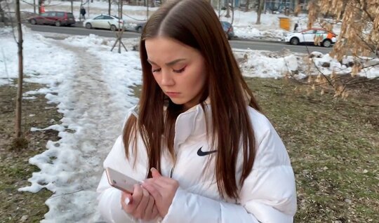 The pick-up artist brought the Russian girl to his place to treat him to a dick 