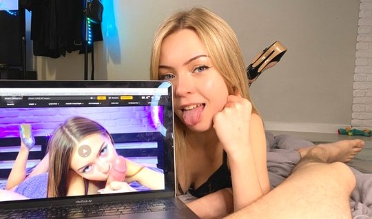 Russian chick opened her mouth in order to give her friend a blowjob 