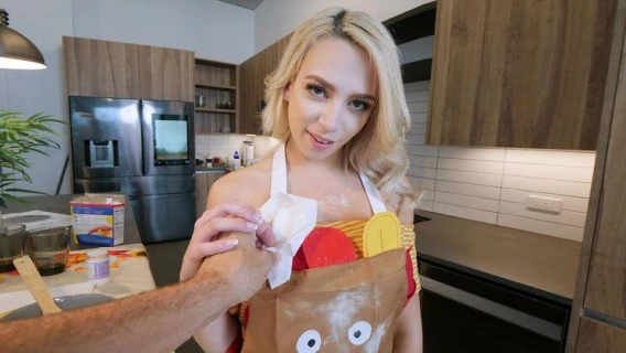 Team Skeet Classics | A Babe Thankful For Cock (Filthy Rich, Madison Summers) 