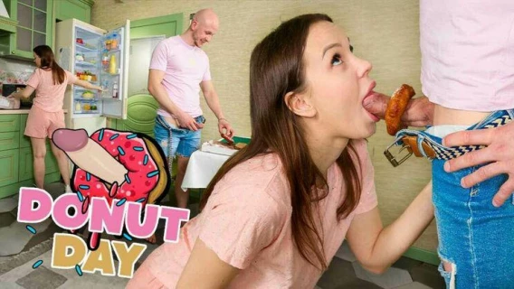 Club Sweethearts | Donut Day (Aleks Sam, Maddy Nelson) 