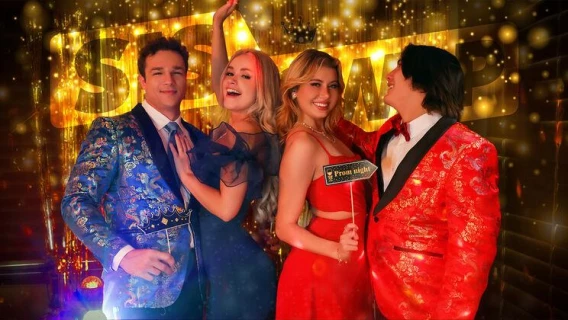 ⁣Sis Swap | Prom Queens At Home (Axel Haze, Stella Luxx, Jayden Marcos) 