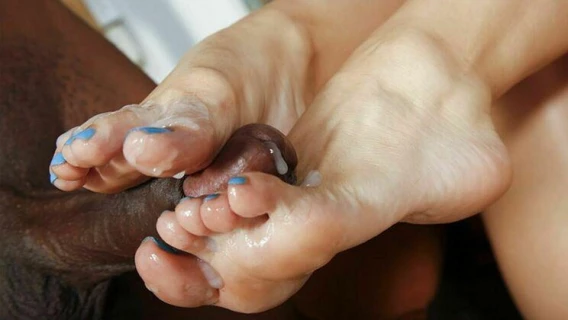 ⁣Black Meat White Feet | Cassidy Klein (Cassidy Klein, Rico Strong) 
