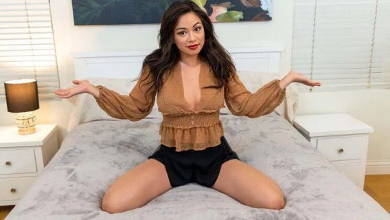 Property Sex | Wild Real Estate Agent (Scarlett Alexis) 