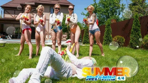 Club Sweethearts | Summer Wet 
 Wild 4/4 (Nicole Murkovski, Rebecca Nikson, Lina Shisuta) 