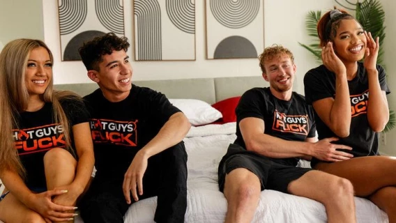 Hot Guys Fuck | Hookup Homies: Johnny Ortega & Francesca Rossi Start Hooking Up Next To Friends! (Cody Kaladin, Brianna Moore, Francesca Rossi) 