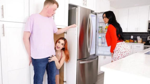 Bratty Sis | Hide And Seek With My Stepsister - S27:E1 (Delilah Day) 