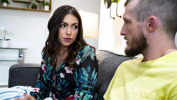 ⁣My Pervy Family | Inappropriate Kiss (Brick Danger, Valentina Bellucci) 