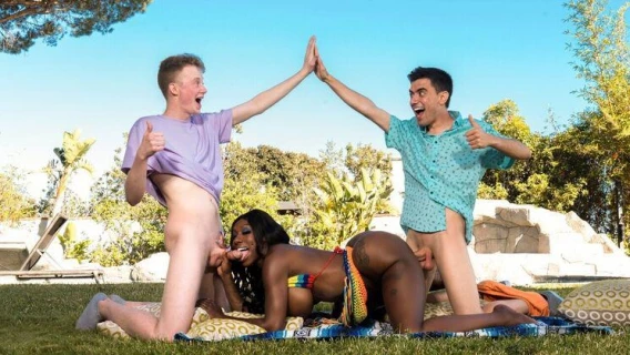 Lil Humpers | MILF Fucks Two Lil Humpers (Jimmy Michaels, Ebony Mystique, Jordi El NiÃ±o Polla) 