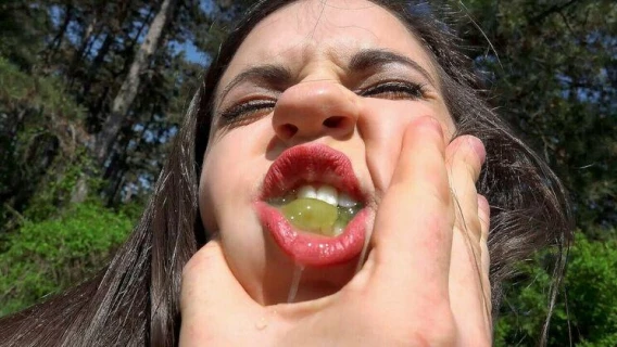 Latina Sex Tapes | Braless Picnic With Busty Chick (Nekane Sweet) 
