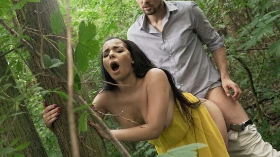 ⁣Dane Jones | Outdoor Sex In A Summer Dress (Kristof Cale, Sophia Laure) 