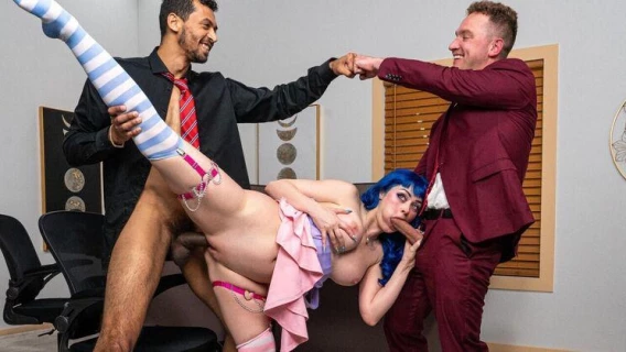 Brazzers | Clownin For That Double D (Van Wylde, Jewelz Blu, Alex Jones) 