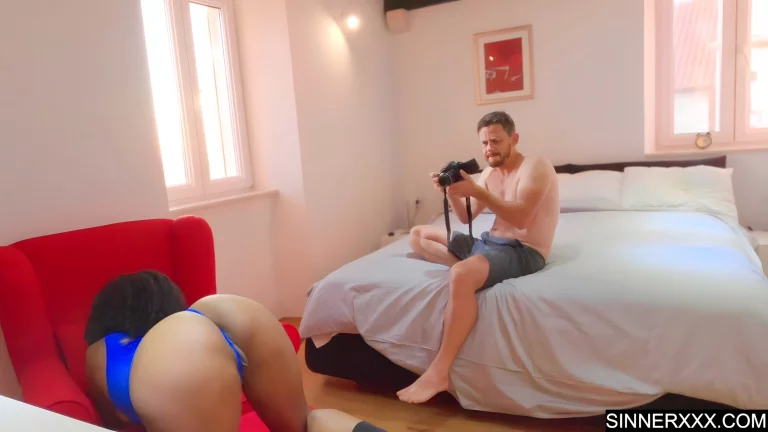 Kiki Minaj Big Butt Black Ebony MILF Destroyed 