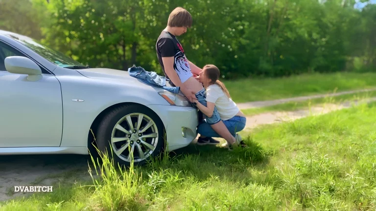 ⁣Amateur Te*** Couple Fucking Outdoors 