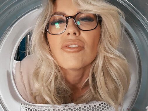 ⁣German MILF Gets Her Mature Pussy Fucked by a Giant Scottish Cock 