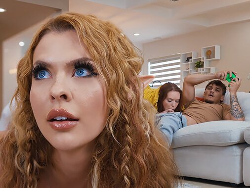 ⁣Nerd Gamer Girl Gets Her Elven Pussy Fucked By Her Sisters Boyfriend 