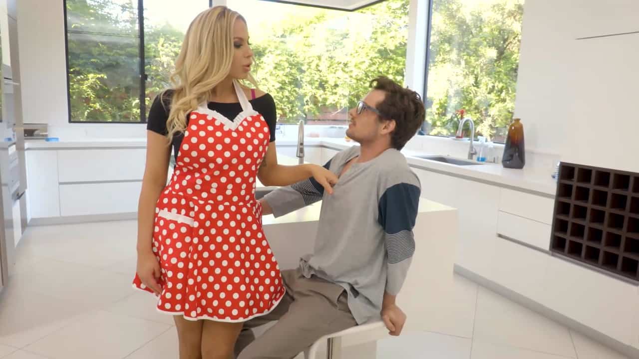 Olivia Austin’s Kitchen Romp  