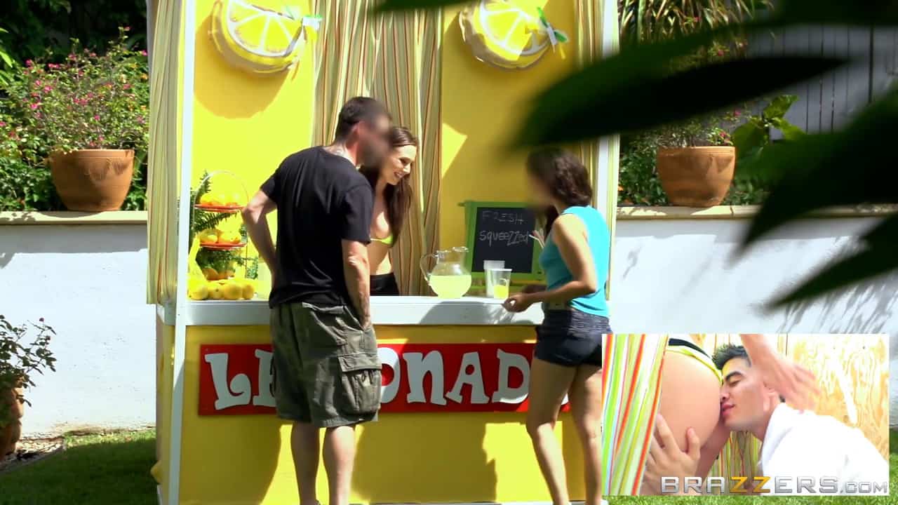 ZZ Lemonade: Aidra Fox  