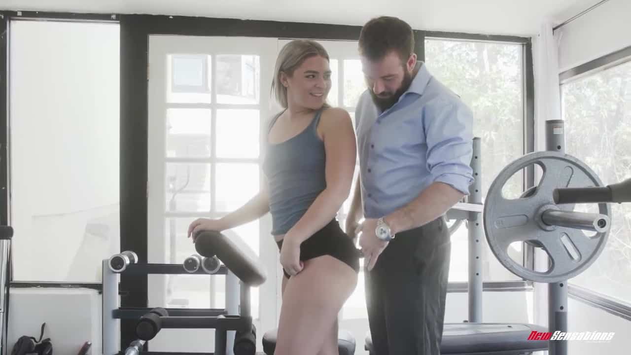 Rharri Works Her Ass Off  