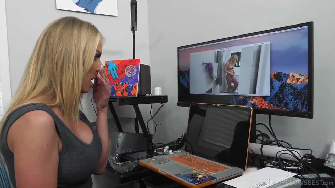 Spying On Your Mom  