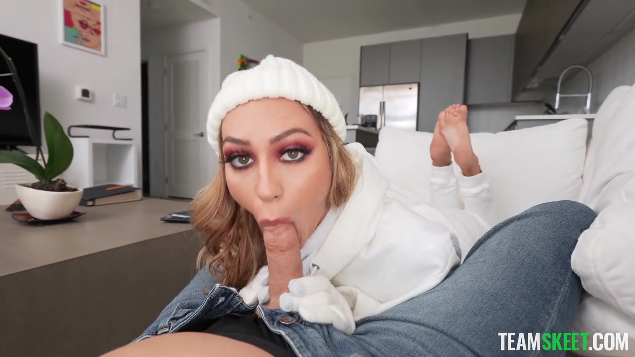 Ana Rose Is a Nonstop Fuck Machine  