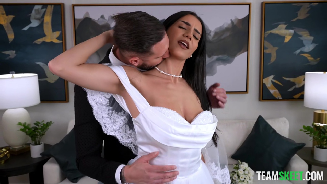 May Spotlight: Roxie Sinner is Desperate to Get Pounded  