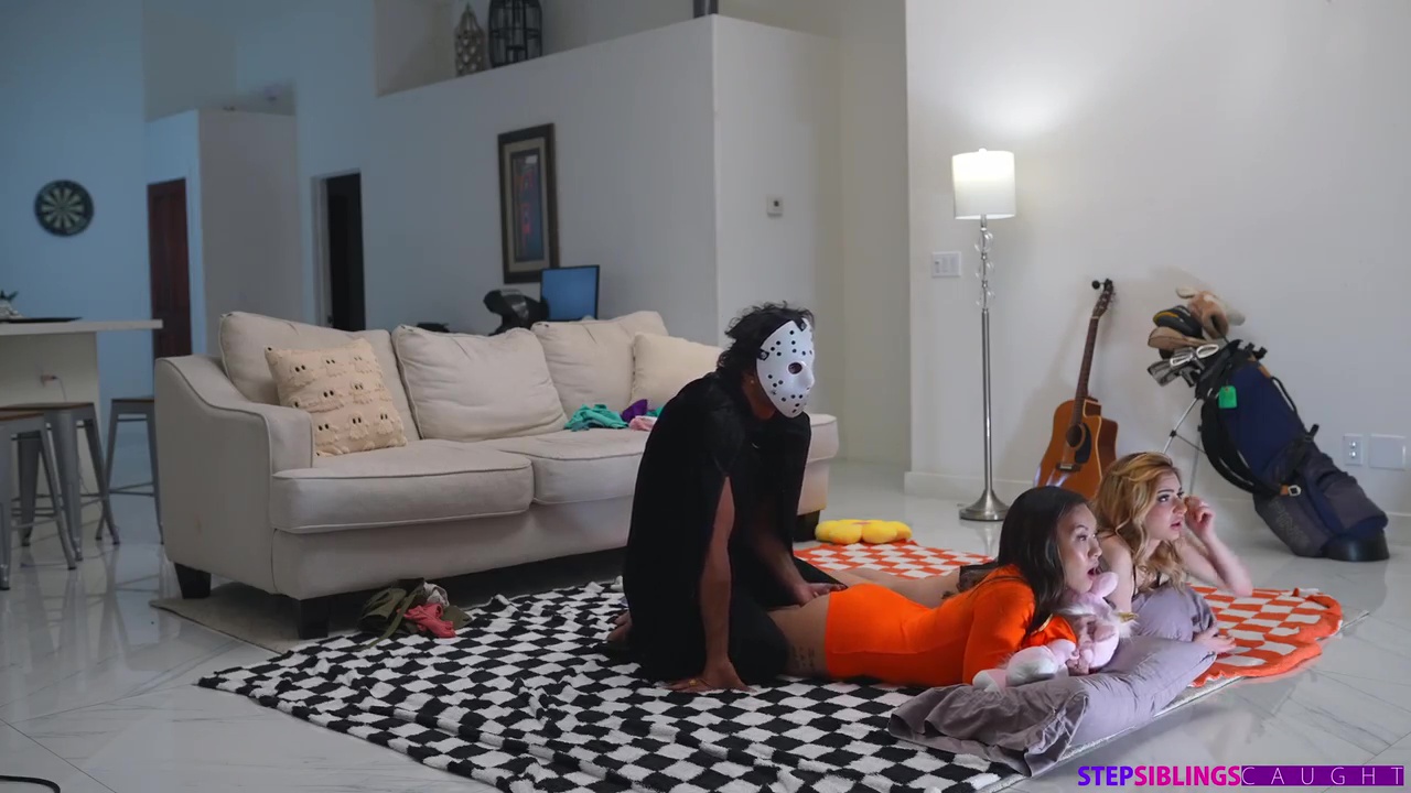 Stepsisters Scary Halloween Sleepover  