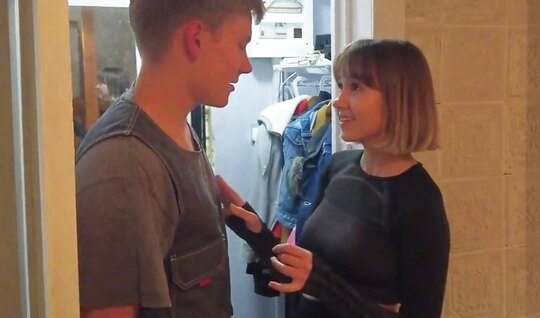 Russian chick gave a blowjob to the plumber as a thank you 
