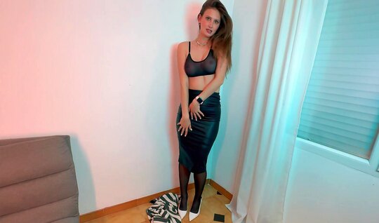 Russian prostitute masturbates even during sex with a client 
