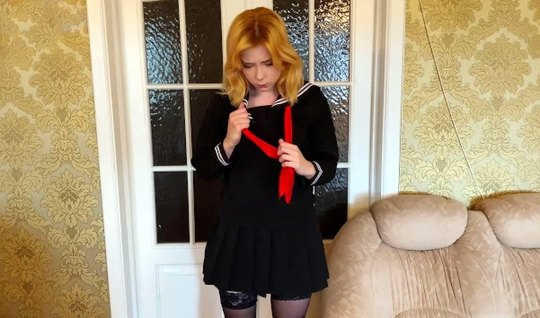 Young stepdaughter gives a great blowjob to her strict stepfather 
