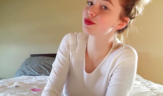 Girl on bed Masturbates and gets her natural orgasm 