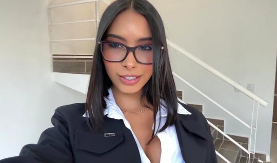 Business beauty with big boobs fucks for the sake of benefit 