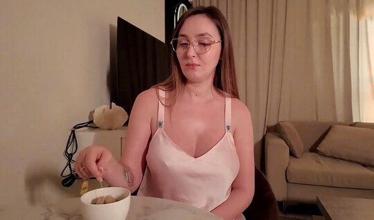 Stepson seduces mom with big ass for sex 