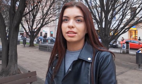 A Russian girl fell for a pickup truck and came home to a guy and has sex with him 