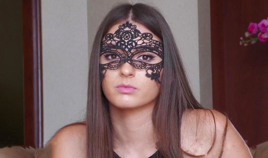 Gorgeous brunette is ready to have FMF sex at a porn casting 