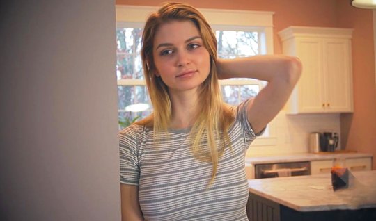 Stepfather was able to persuade the beauty-stepdaughter for hot sex 