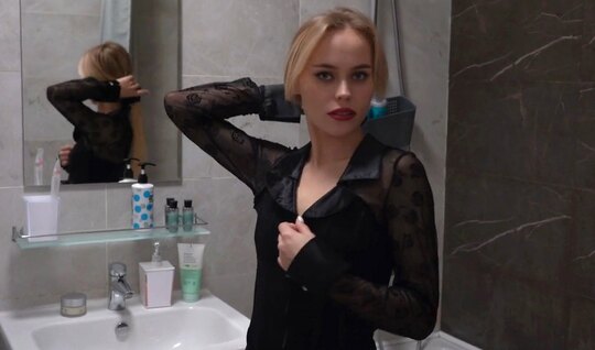 The guy took off the Russian premium chick for rough anal sex 