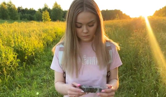 Russian girl seduced by a pickup truck and started sucking in nature 